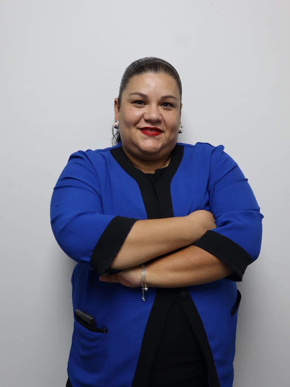 Retrato de Ms. Cindy Geraldina Torres, High School • Calendario Anglosajón en Valencia School Sede Sur